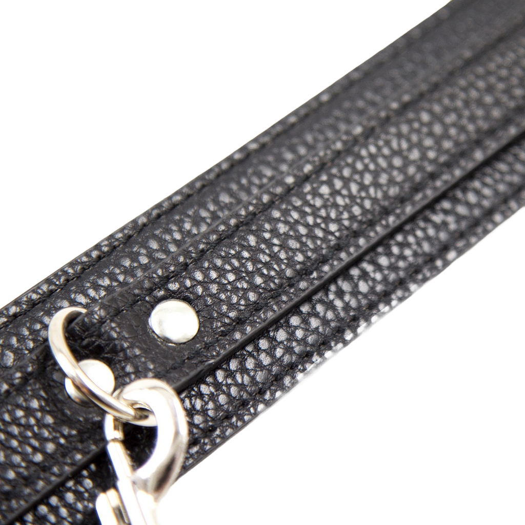 IronClad PU Leather Neck Collar with Chain – Adjustable Bondage Accessory